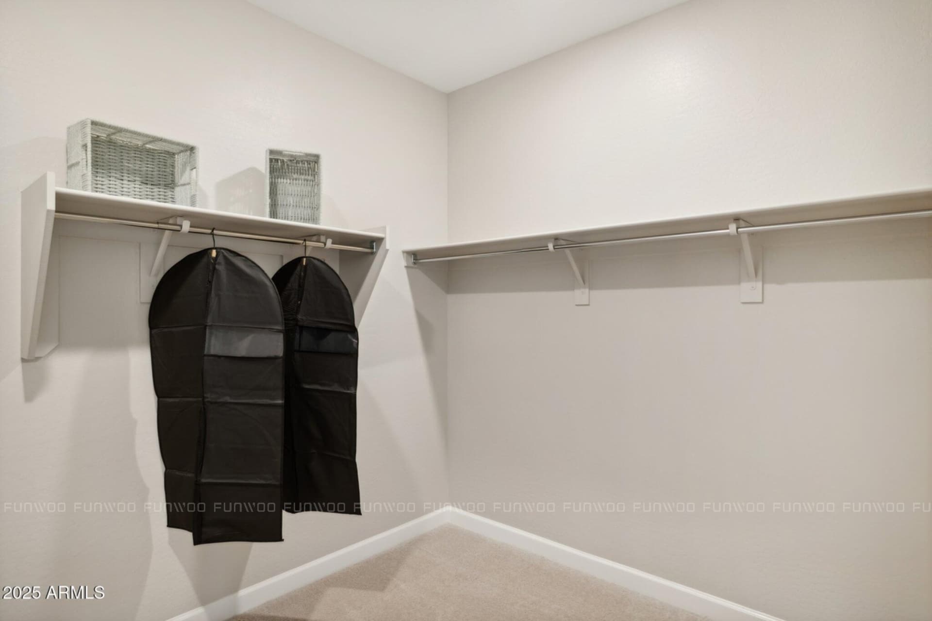 亞利桑那州鳳凰城｜北區新世代生活居所 slide