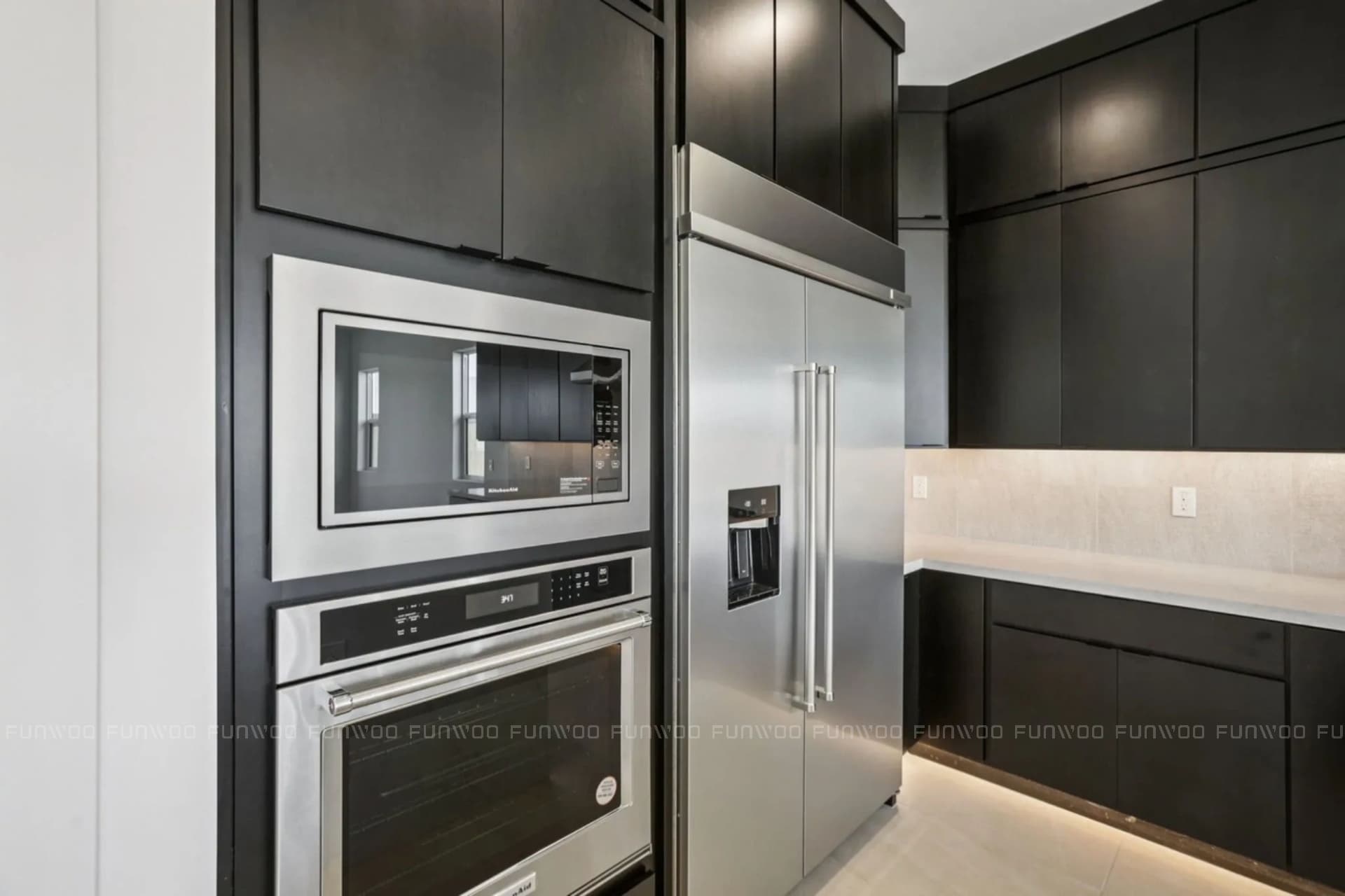https://cdn.funwoo.com.tw/inventory/funwoo_assets/9e238f7e52f77ed76aed79d37296e92d110ee65e.jpeg