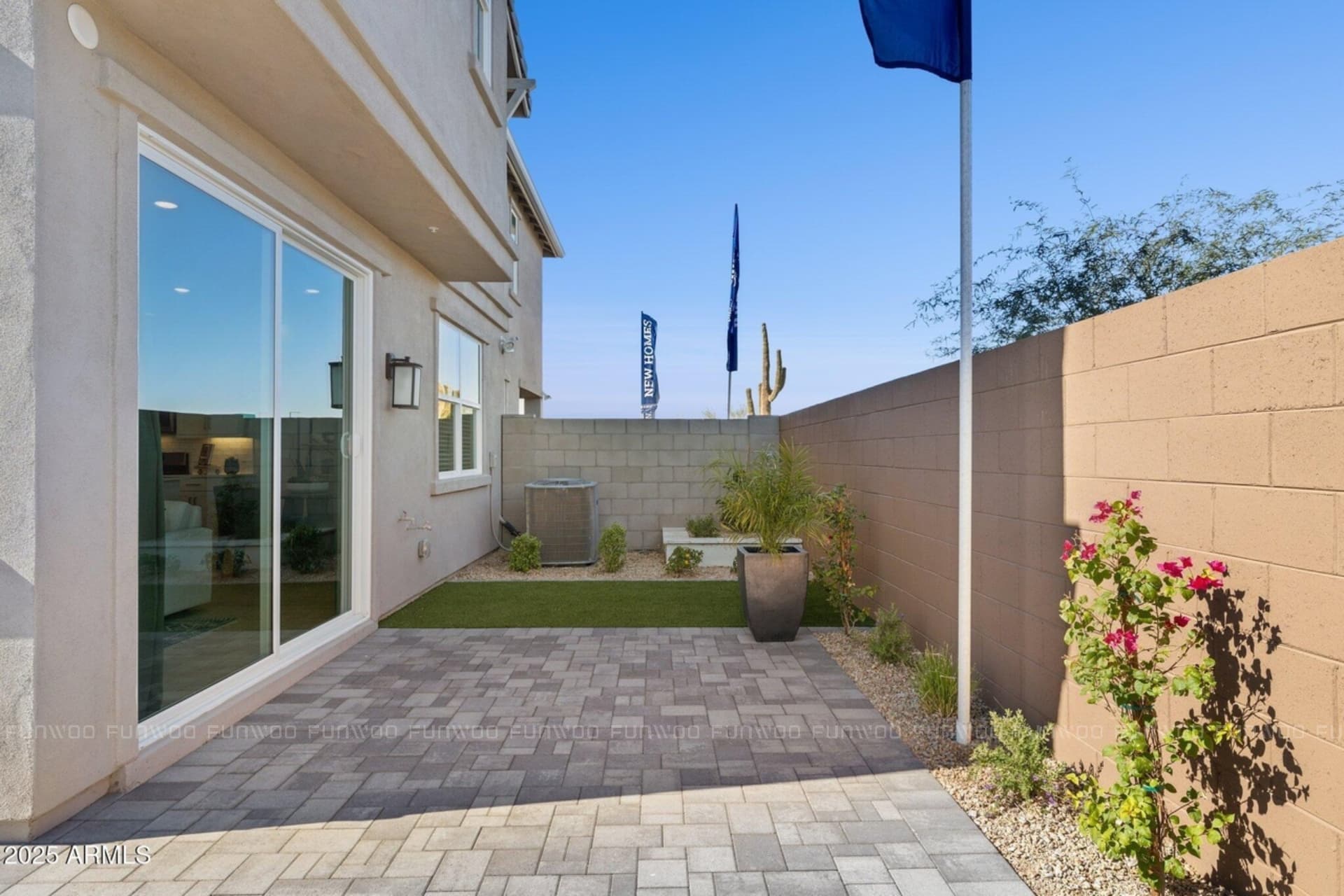 亞利桑那州鳳凰城｜北區新世代生活居所 slide