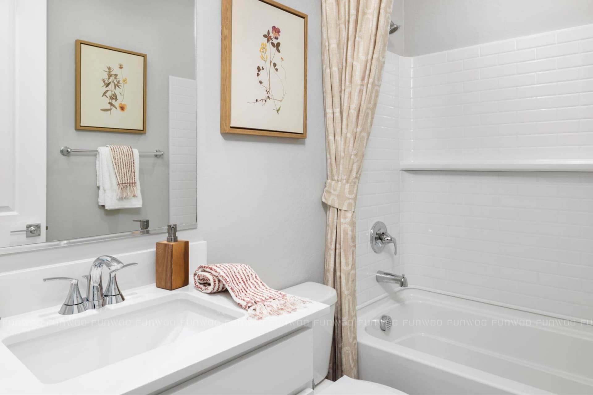 https://cdn.funwoo.com.tw/listing/building/4ca10ef6-8850-42ef-8cb7-d62e7498d4b4