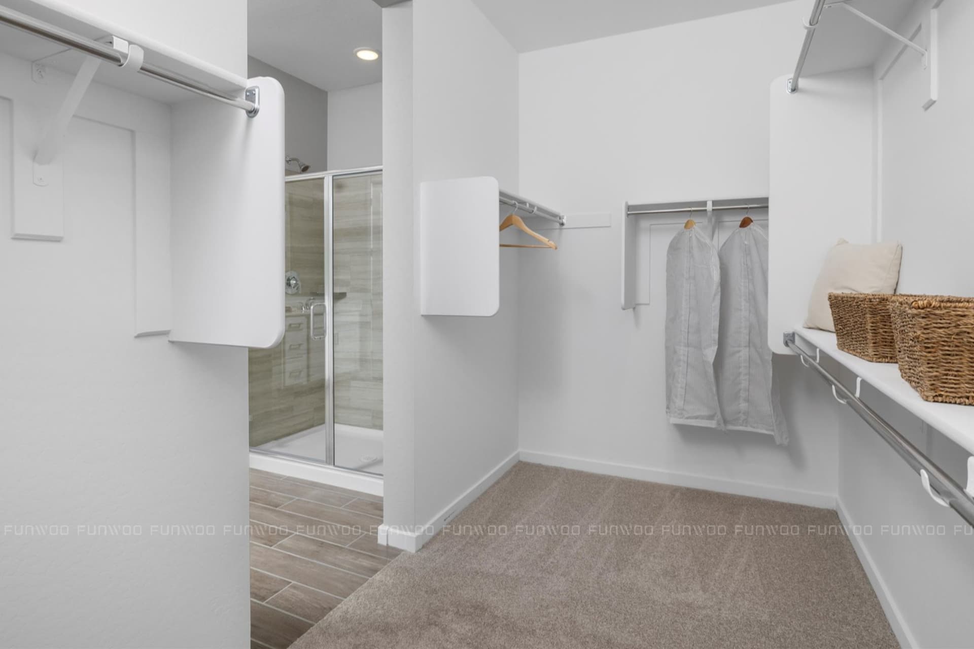 https://cdn.funwoo.com.tw/listing/building/561a52b6-92df-4ada-9650-489fbf61155a