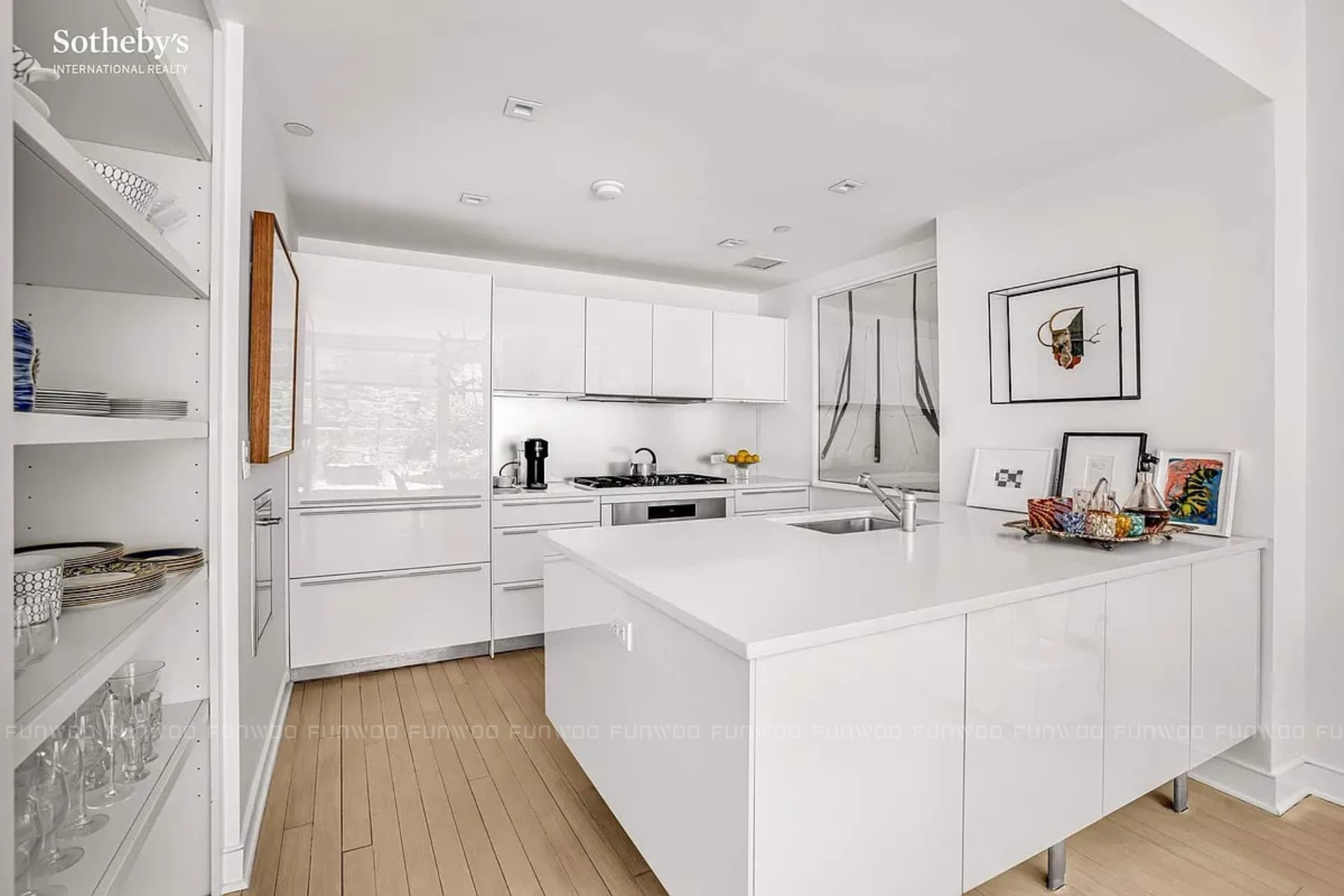 https://cdn.funwoo.com.tw/listing/building/59c6c8cf-5399-47de-8c6c-e9291b43c2a0