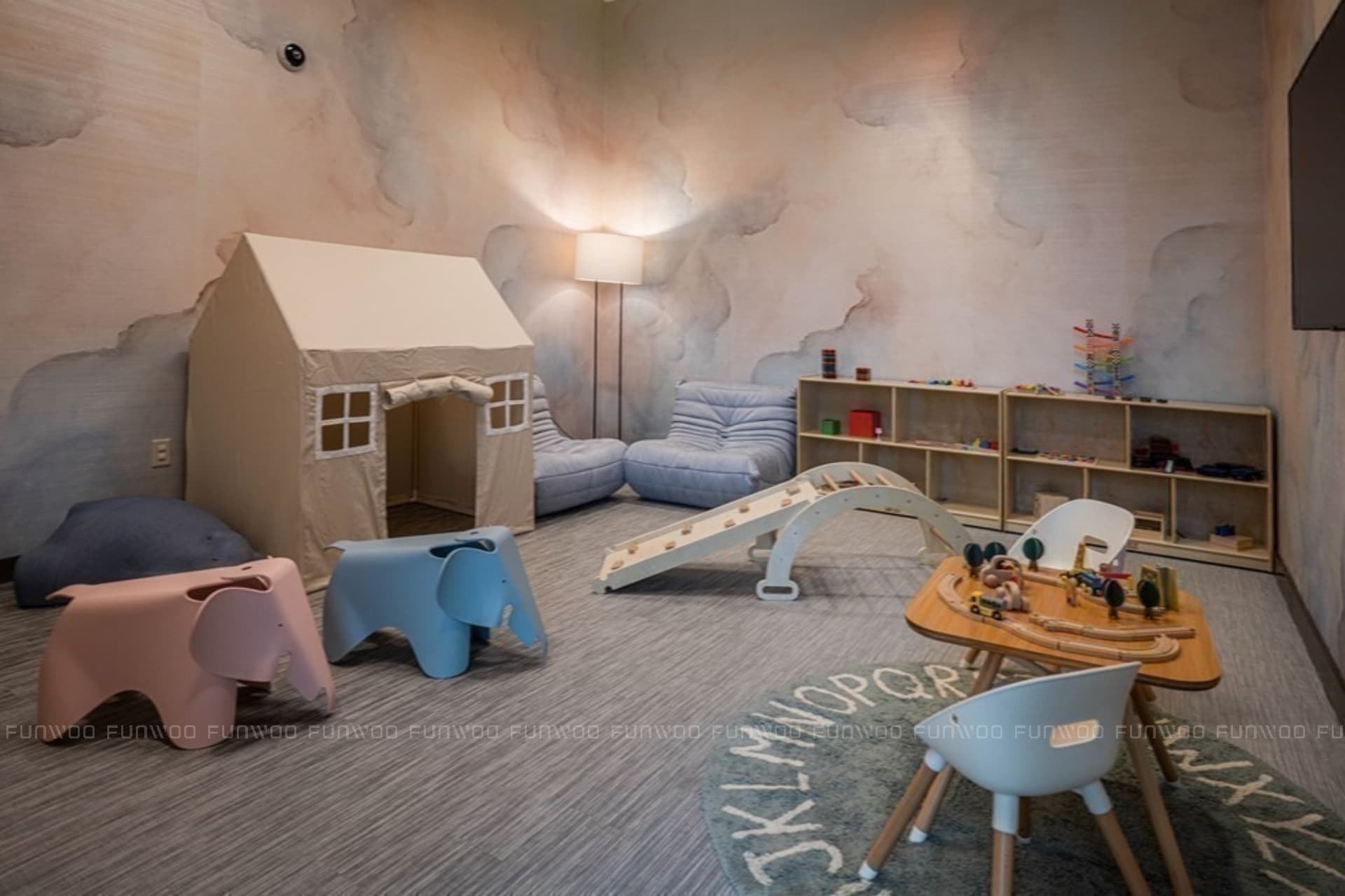 https://cdn.funwoo.com.tw/listing/building/c1cc3212-4916-4c47-ab61-61aa980582f8